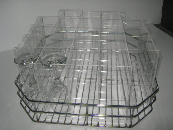 Glass rack divider